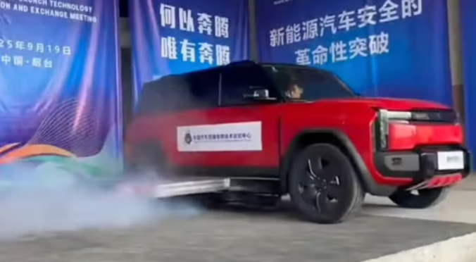 Coches eléctricos en llamas: la solución china que nadie esperaba