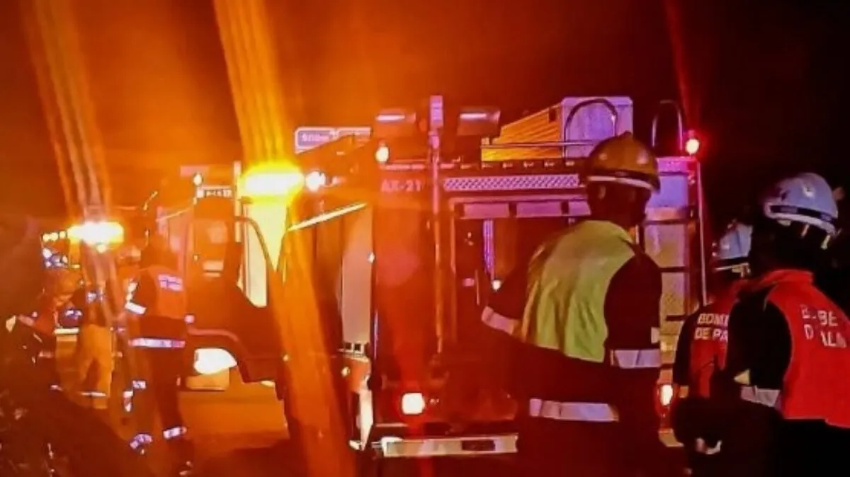 Incendio en una nave industrial de Son Castelló causa gran alarma en Palma