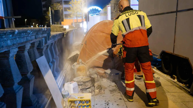 Incendio en el San Froilán: una tienda de campaña arde en el recinto ferial