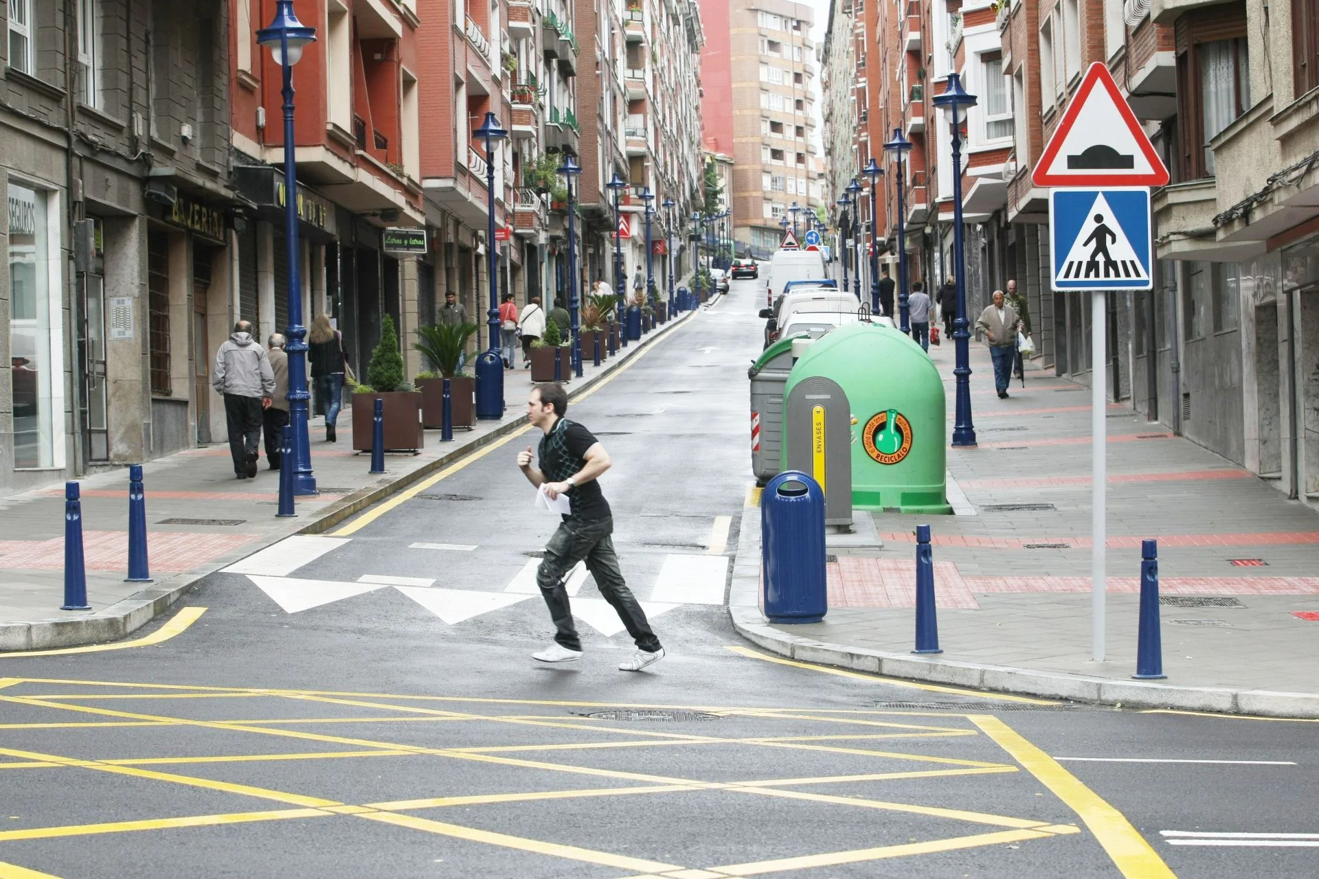 https://www.elcorreo.com/bizkaia/margen-izquierda/cinco-bares-precintados-portugalete-insalubridad-mes-20251213002850-nt.html