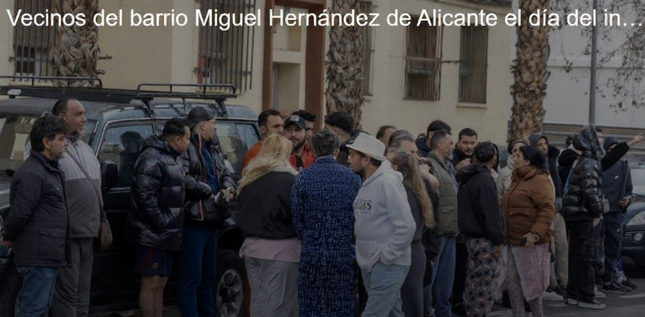 Familias desplazadas tras el incendio en el barrio Miguel Hernández de Alicante reclaman una solución habitacional urgente