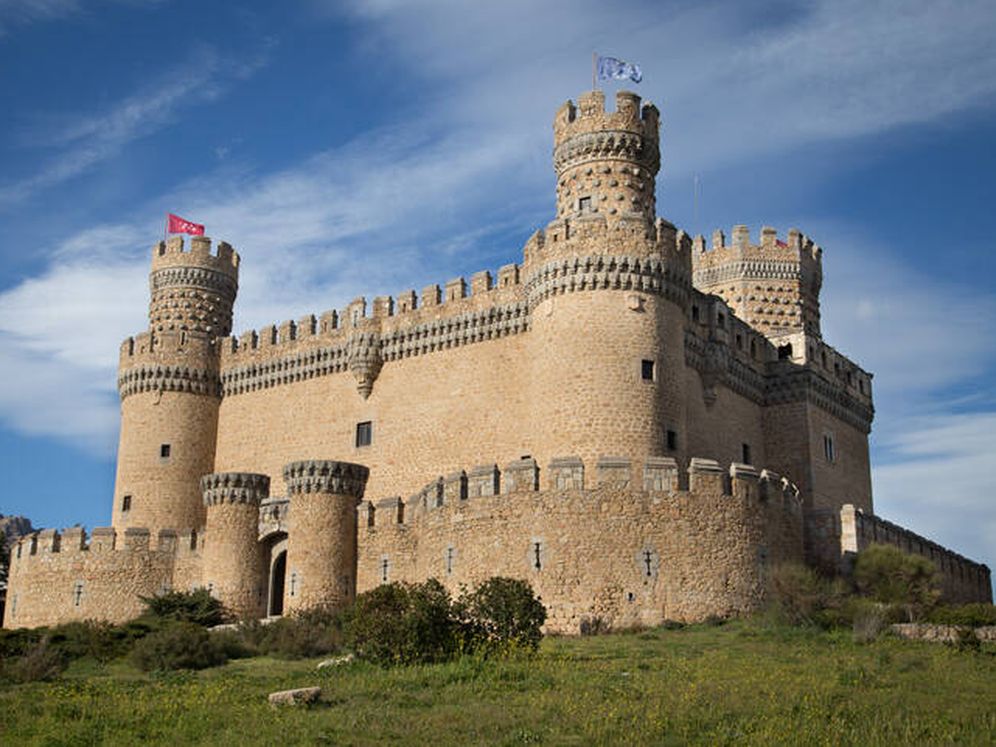 La cuenta atrás para recuperar el castillo de Manzanares el Real entra en su momento decisivo