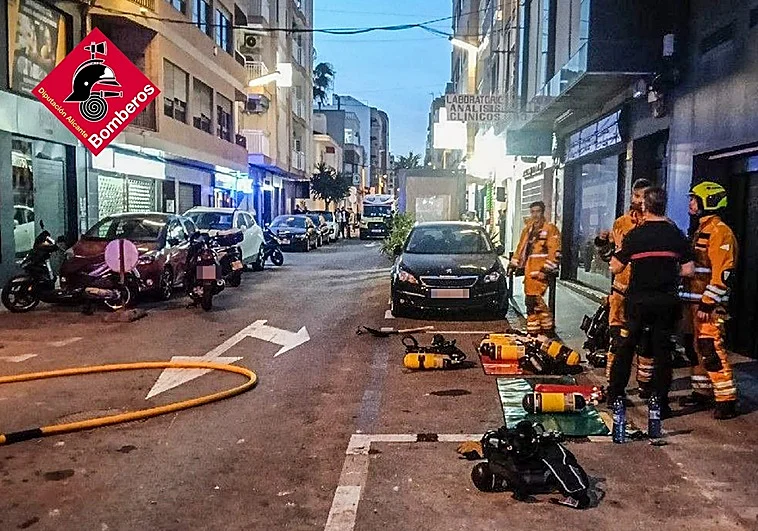 Tragedia en Orihuela Costa: un incendio doméstico acaba con la vida de una mujer de 77 años