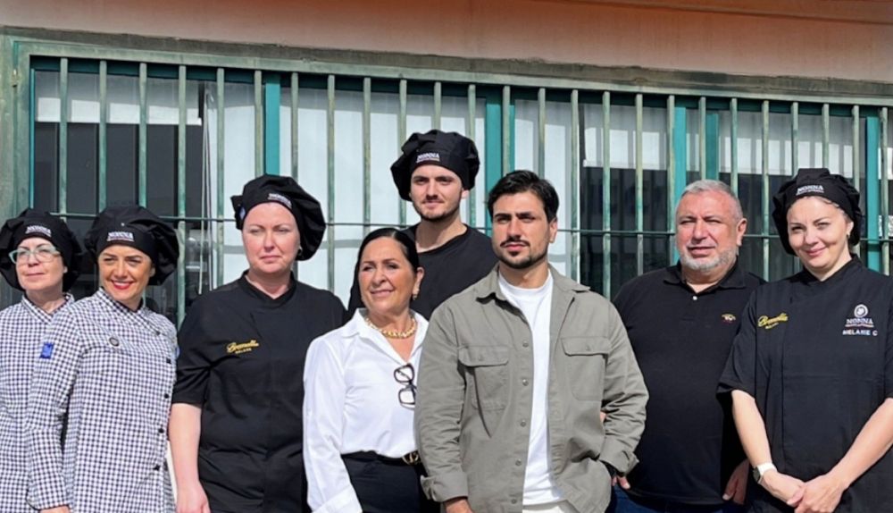 Solidaridad sin precedentes tras el incendio que arrasó una empresa en Vélez-Málaga