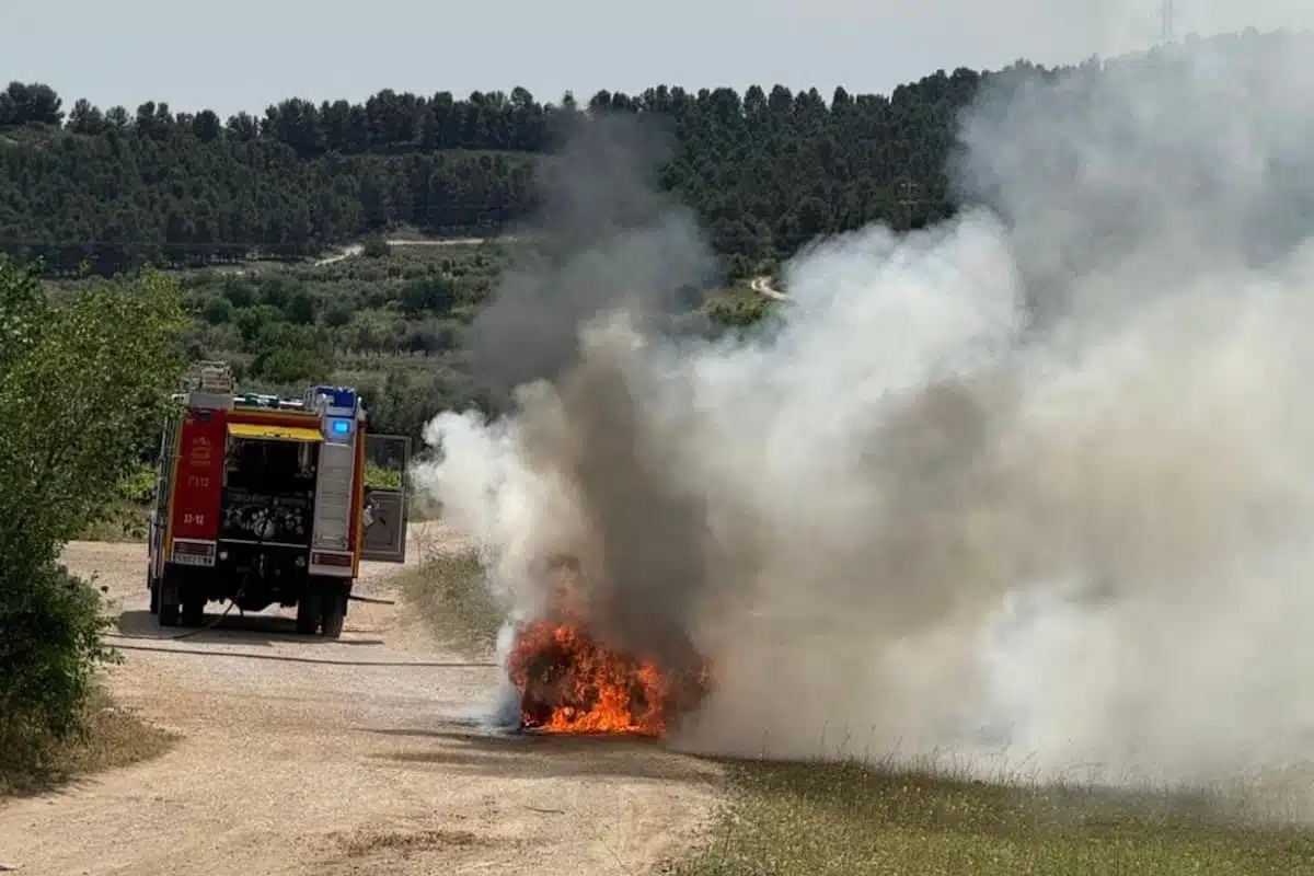 Dos vehículos calcinados en Arganda del Rey en menos de 24 horas: alerta sobre la seguridad en la vía pública