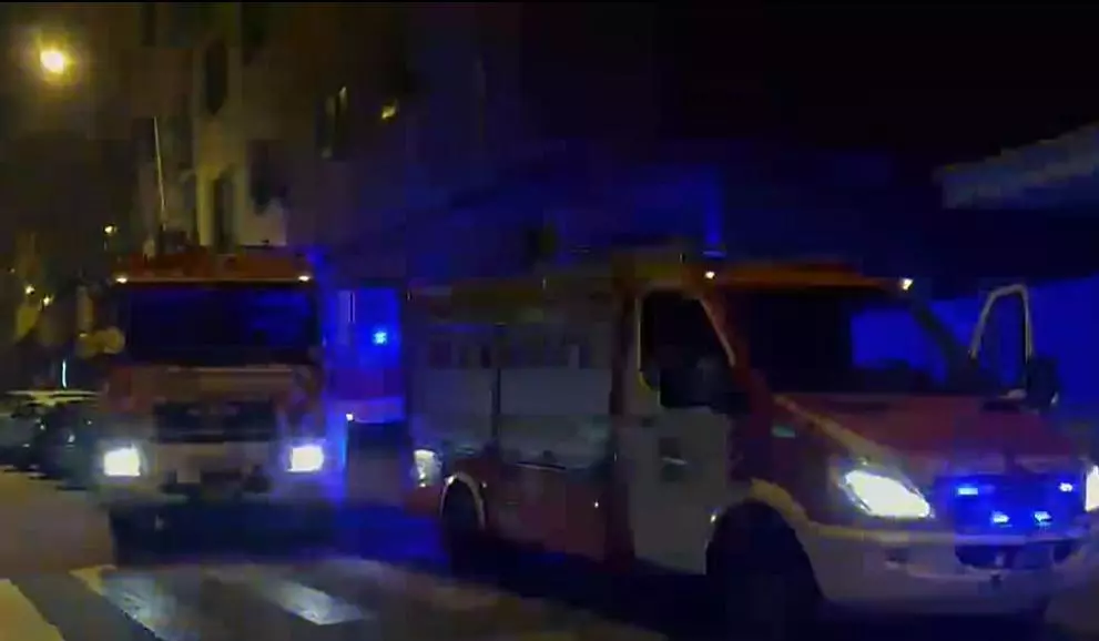 Un incendio en una vivienda de Rianxo obliga a evacuar a una persona al Hospital Clínico de Santiago